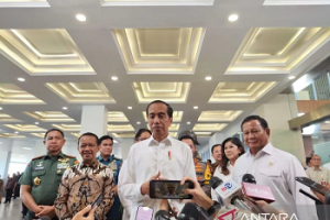 Presiden Jokowi Sebut Pertemuan dengan Surya Paloh untuk Jadi “Jembatan”